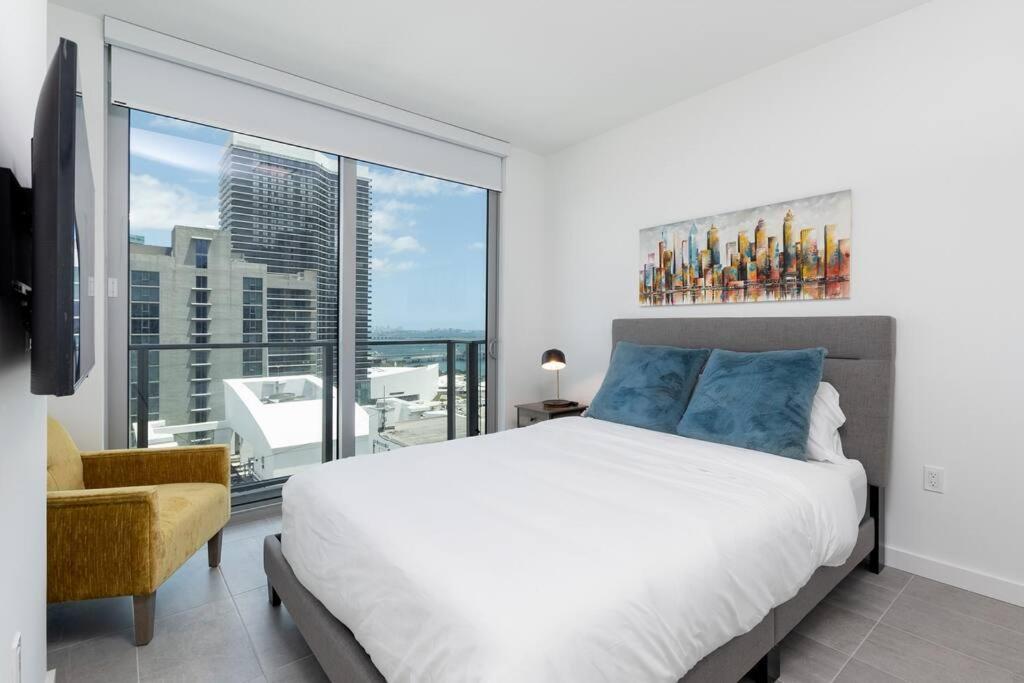 Amazing 2 Bedroom 30Th Floor Downtown Free Parking Miami Exterior foto